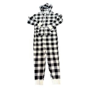 NWT ivory ella Black White Buffalo‎ Plaid Onesie Pajama Cotton. Women Size Small